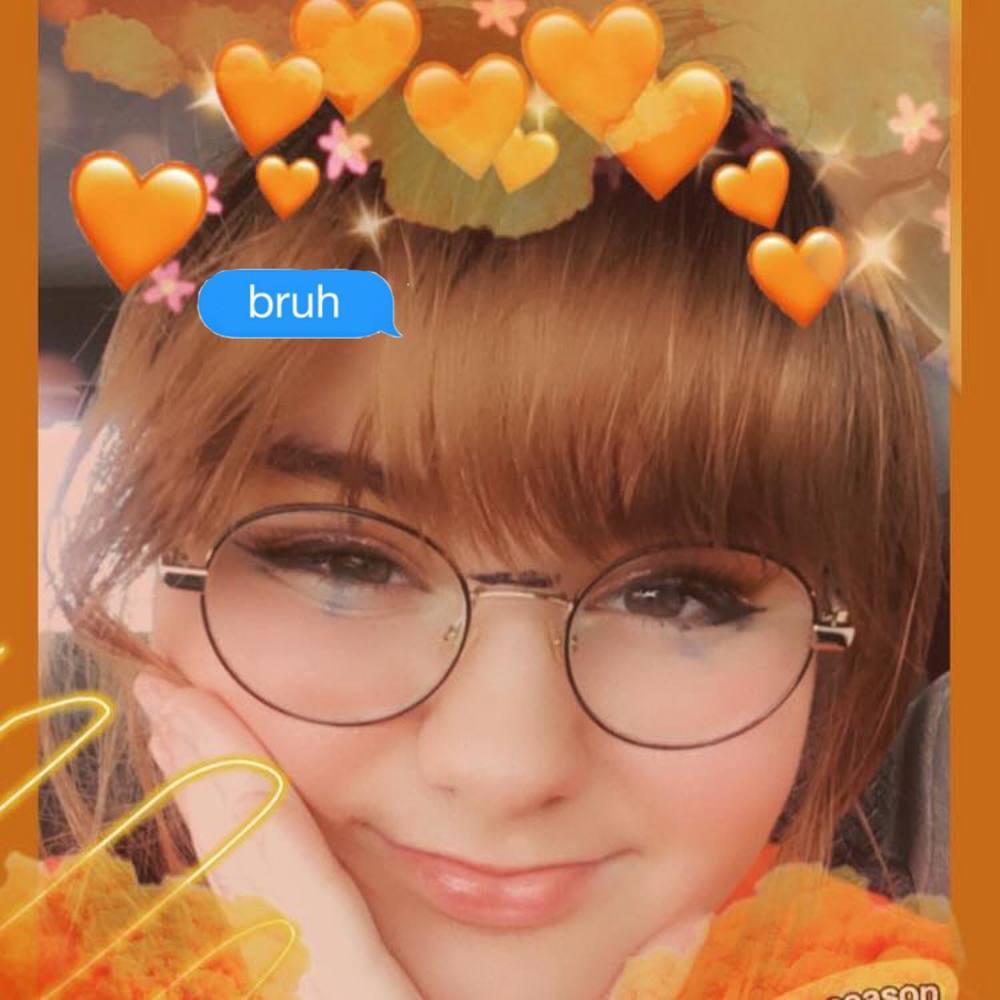 Meet your Posher, Danielle